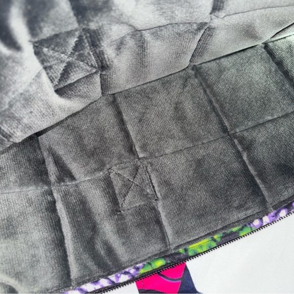 Aniksha Love In Action Laptop Sleeve Vibrant Pink - Picture 6 of 9